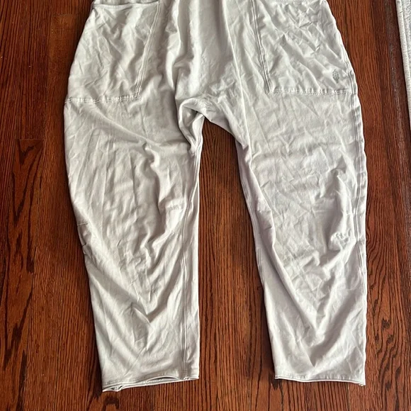 Free People Movement Hot Shot Jumpsuit size Small - Picture 6 of 10